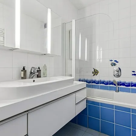 Bay Of Angels By Ecoflats *